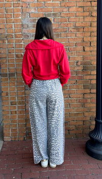 Wide Collar V-Neck Pullover - Red