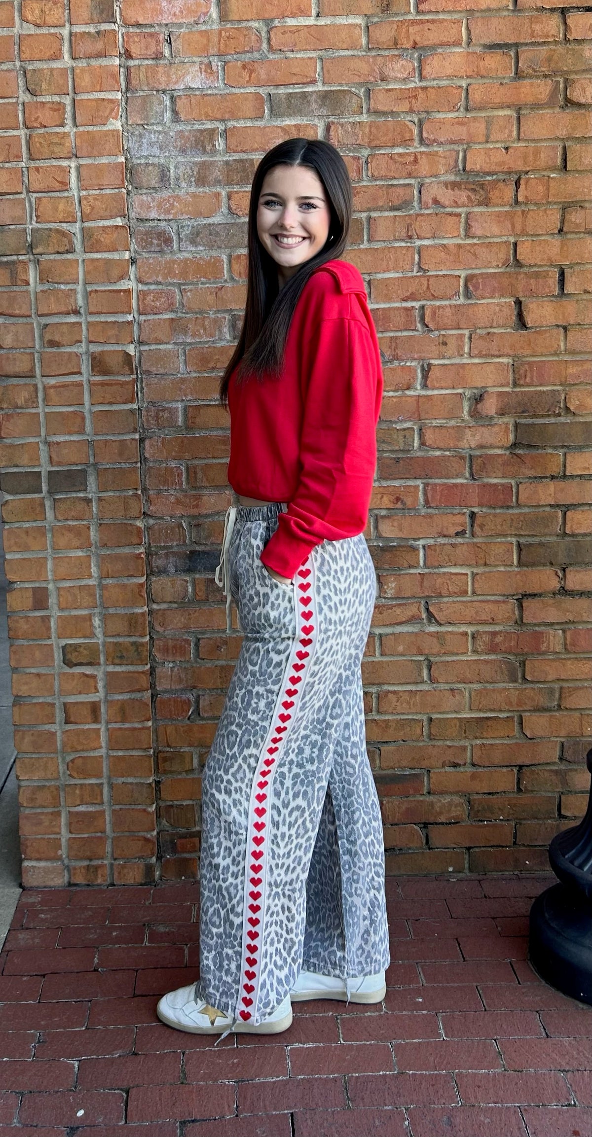 Wide Collar V-Neck Pullover - Red