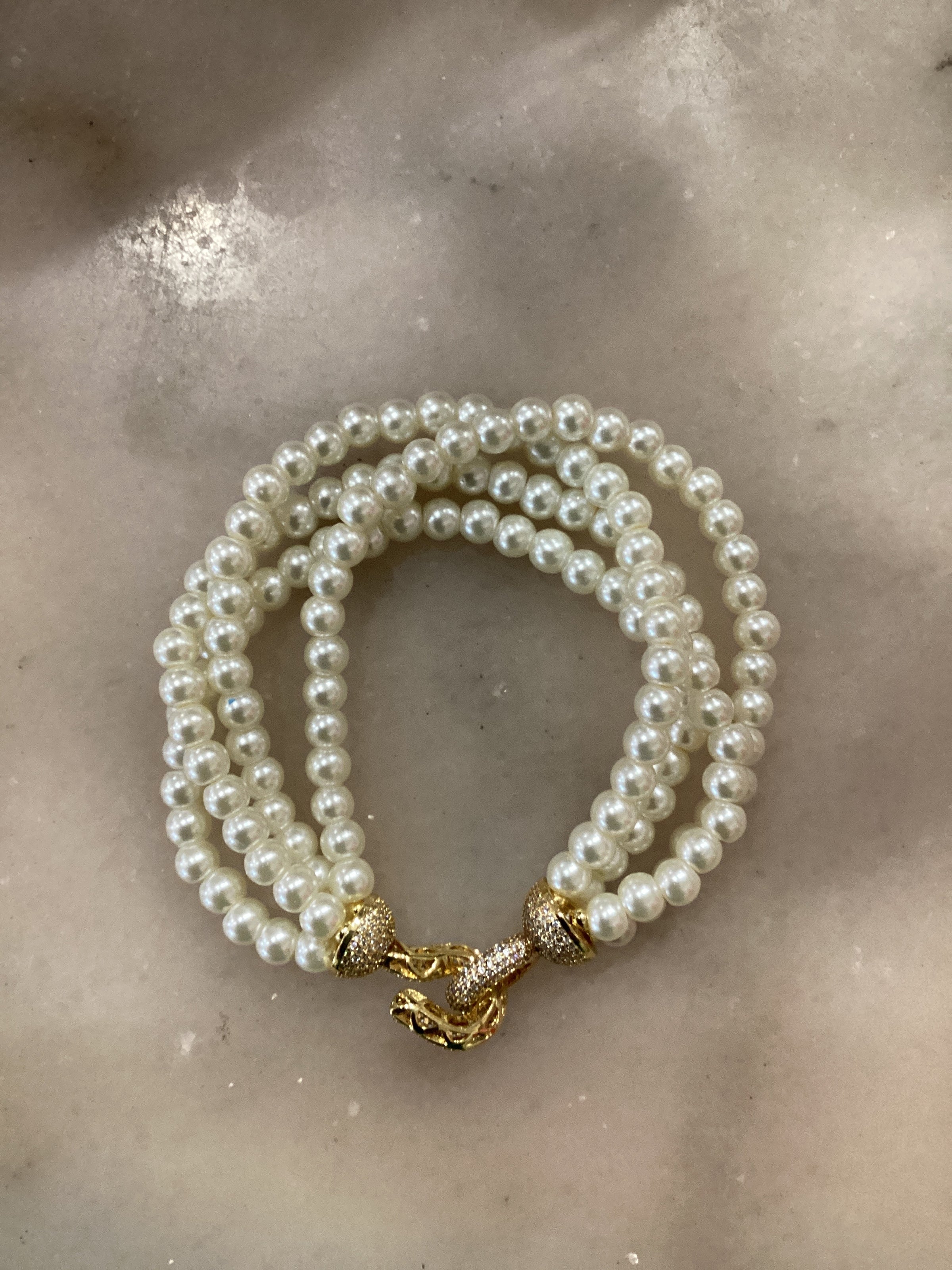 Pearl bracelet