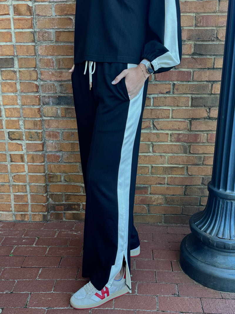 Entro Black And Cream At Leisure Pants